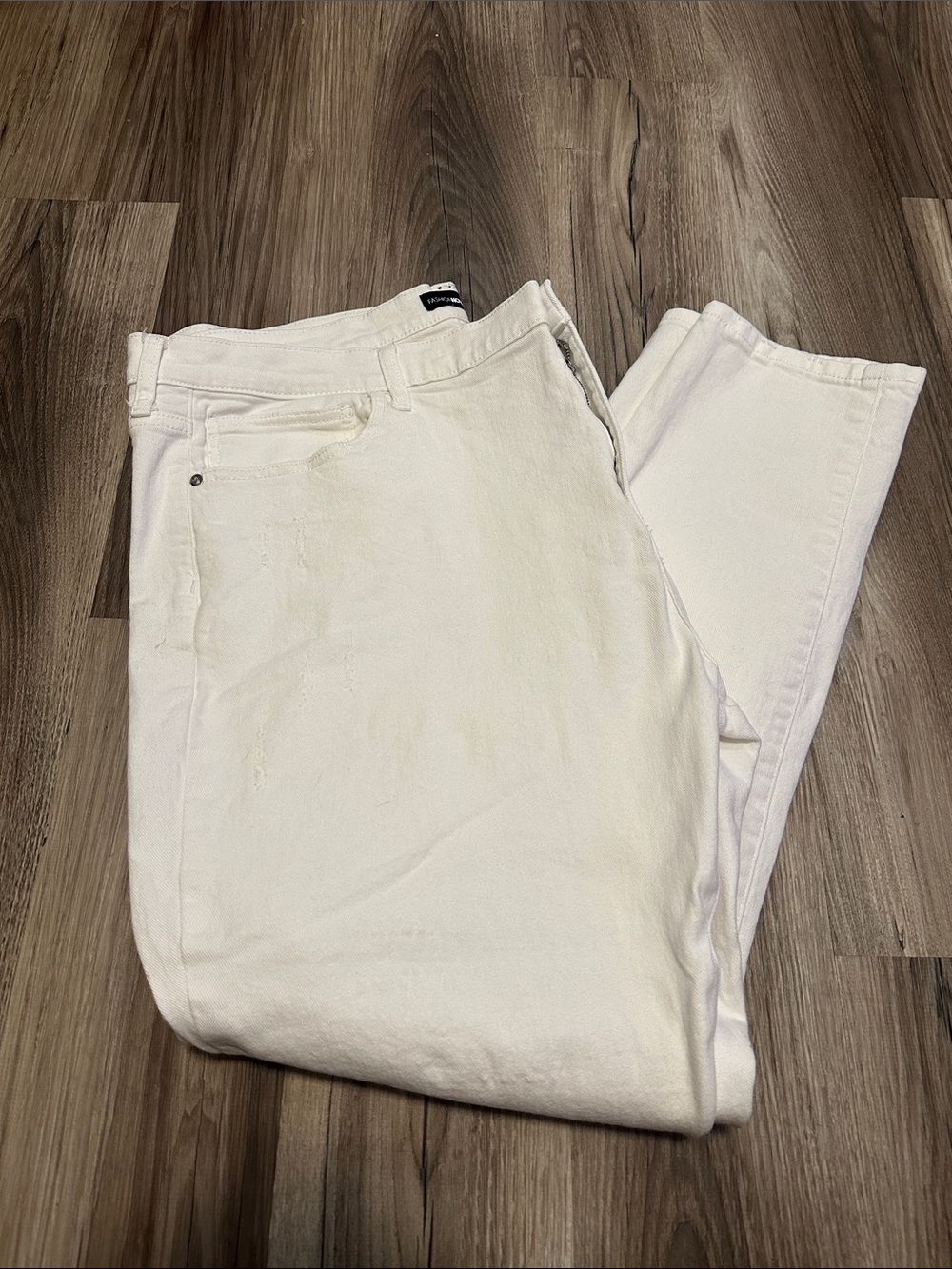 Fashion Nova Men's White Slim Straight Jeans
